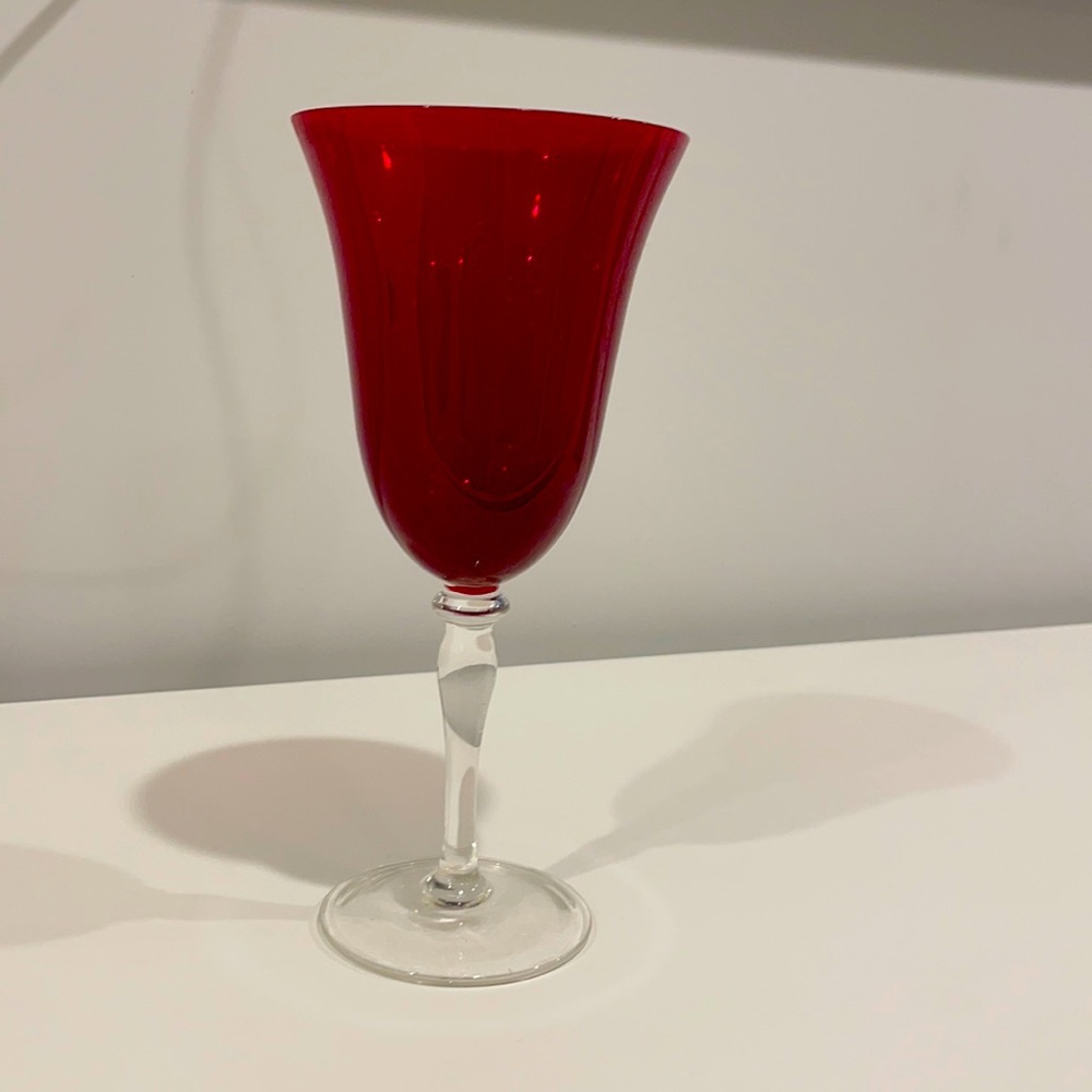 10 Crystal red glasses